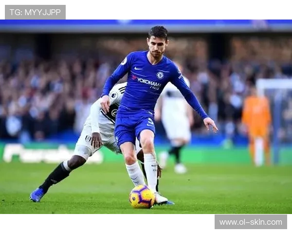 皇萨英超争夺斯密特 转会费或超5000万